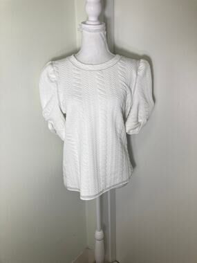 Buru White Cable Textured Top Sz M
